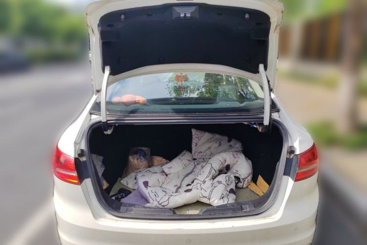 Used Ford Escort 2015 1.5L Automatic Fashion Model Trunk