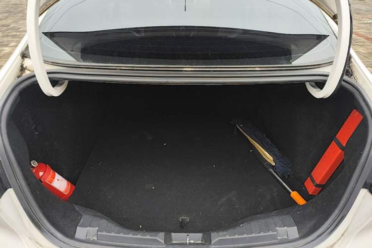 Used Ford Escort 2015 1.5L Automatic Comfort Edition Trunk