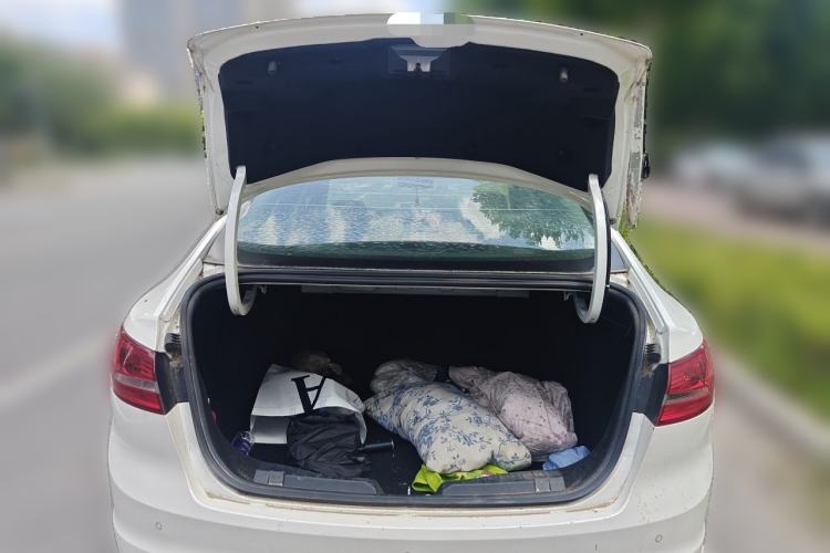 Used Ford Escort 2015 1.5L Automatic Fashion Model Trunk