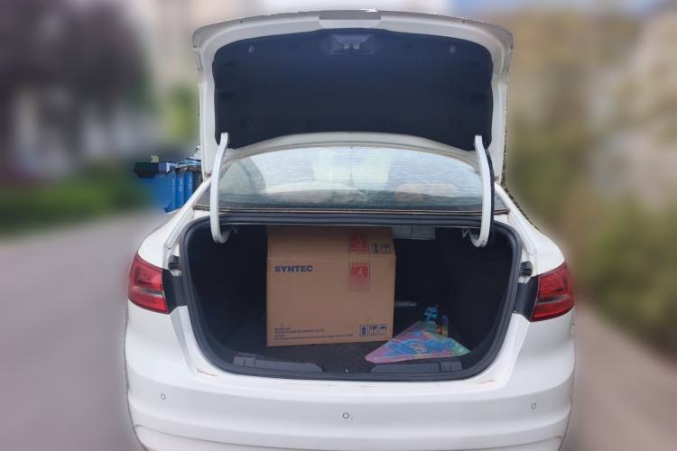 Used Ford Escort 2015 1.5L Manual Fashion Edition Trunk
