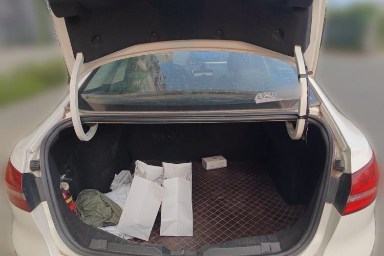Used Ford Escort 2015 1.5L Automatic Fashion Model Trunk
