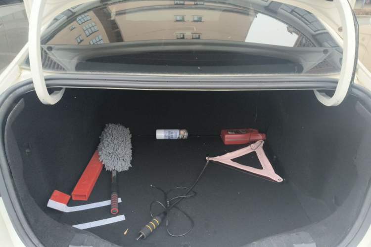 Used Ford Escort 2015 1.5L Automatic Comfort Edition Trunk
