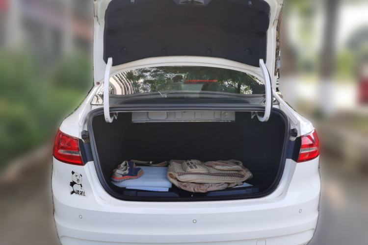 Used Ford Escort 2015 1.5L Manual Comfort Model Trunk