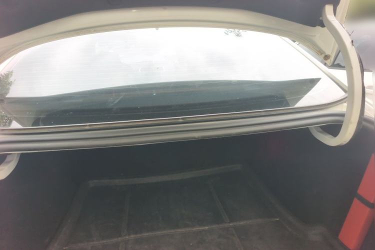 Used Ford Escort 2015 1.5L Automatic Fashion Model Trunk