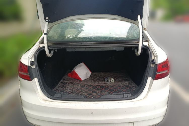 Used Ford Escort 2015 1.5L Manual Comfort Model Trunk