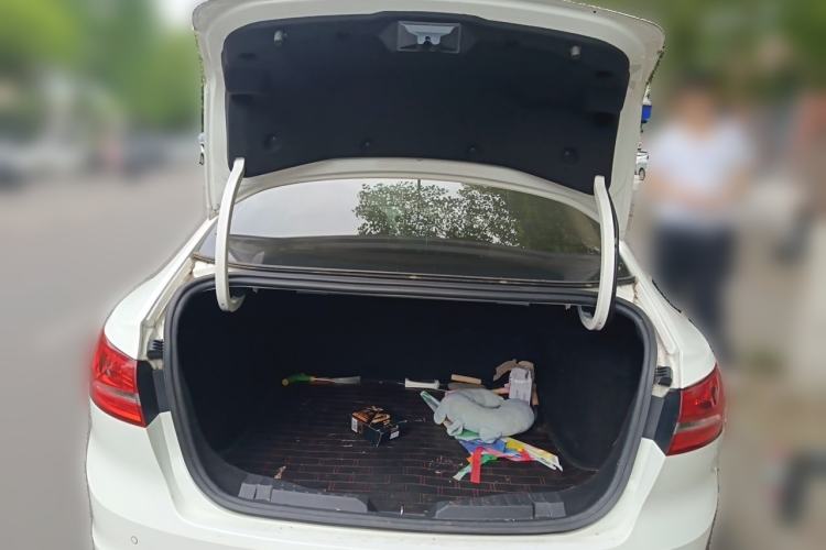 Used Ford Escort 2015 1.5L Automatic Fashion Model Trunk