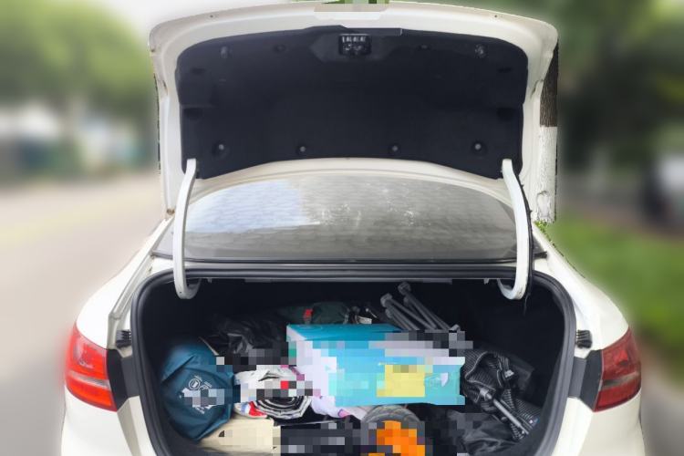 Used Ford Escort 2015 1.5L Automatic Fashion Model Trunk
