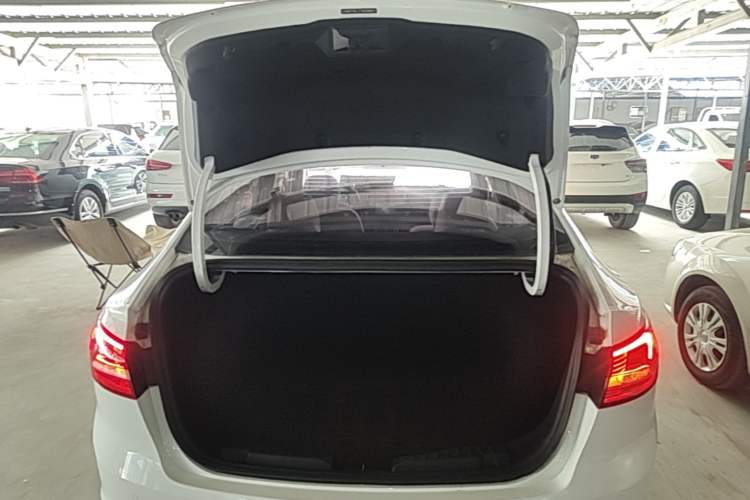 Used Ford Escort 2015 1.5L Automatic Comfort Edition Trunk