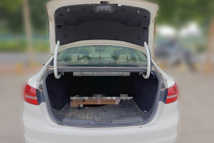 Used Ford Escort 2015 1.5L Manual Comfort Model Trunk
