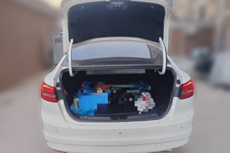 Used Ford Escort 2015 1.5L Automatic Fashion Model Trunk