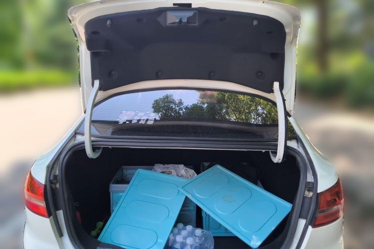 Used Ford Escort 2015 1.5L Automatic Fashion Model Trunk