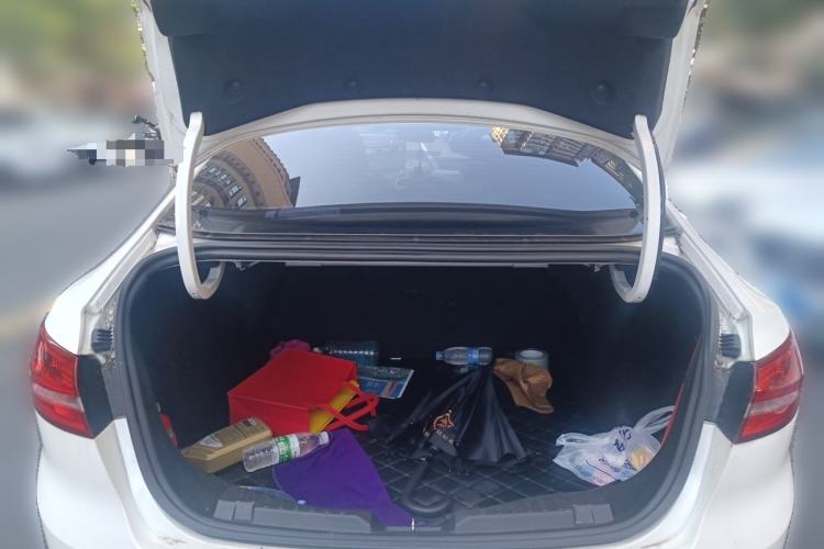 Used Ford Escort 2015 1.5L Automatic Fashion Model Trunk