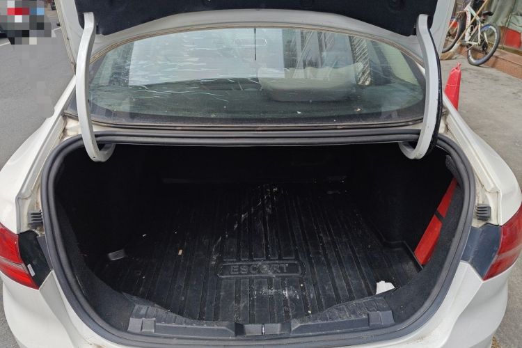 Used Ford Escort 2015 1.5L Manual Comfort Model Trunk