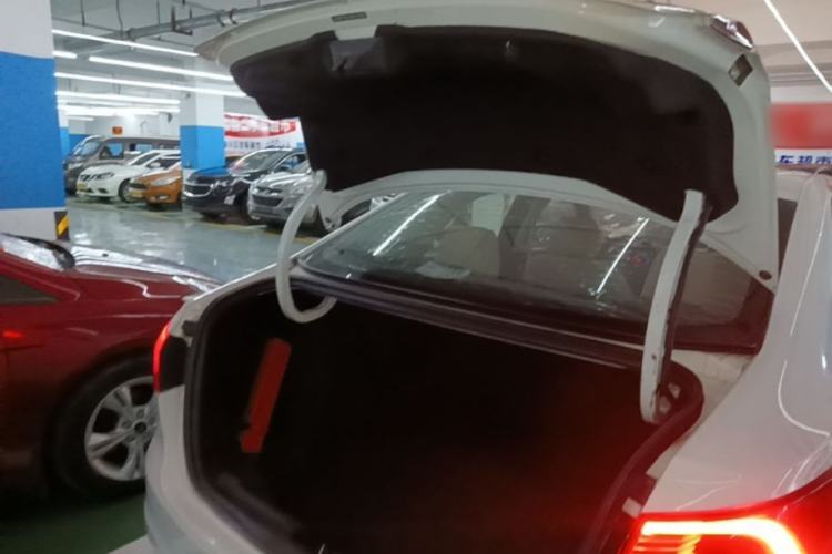 Used Ford Escort 2015 1.5L Manual Comfort Model Trunk