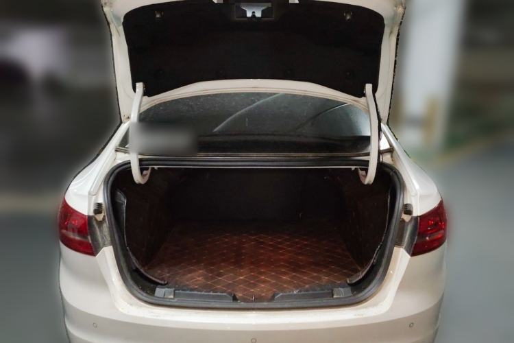 Used Ford Escort 2015 1.5L Manual Comfort Model Trunk