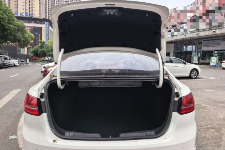 Used Ford Escort 2015 1.5L Manual Fashion Edition Trunk