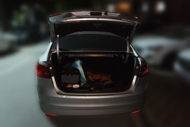 Used Ford Escort 2015 1.5L Automatic Fashion Model Trunk