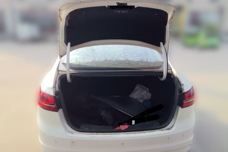 Used Ford Escort 2015 1.5L Automatic Fashion Model Trunk