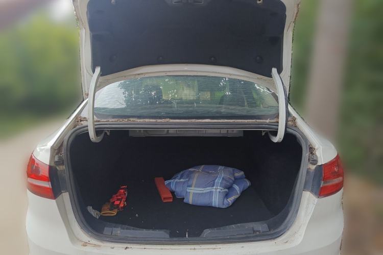 Used Ford Escort 2015 1.5L Automatic Fashion Model Trunk