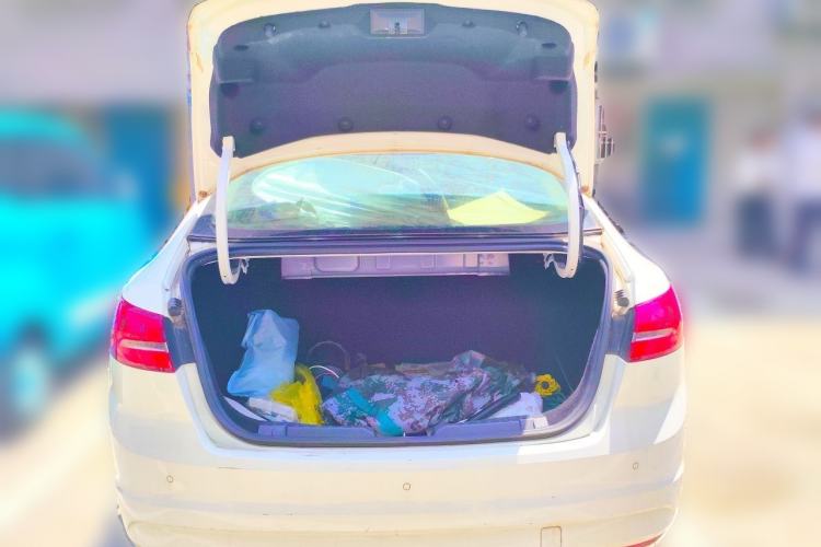 Used Ford Escort 2015 1.5L Automatic Fashion Model Trunk