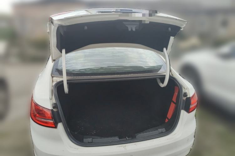 Used Ford Escort 2015 1.5L Manual Fashion Edition Trunk