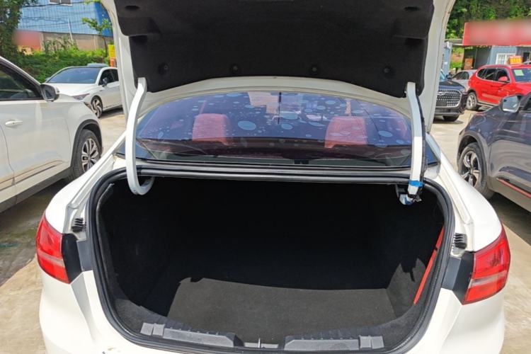 Used Ford Escort 2015 1.5L Manual Comfort Model Trunk