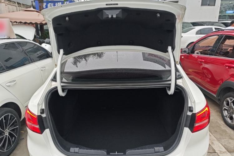 Used Ford Escort 2015 1.5L Automatic Comfort Edition Trunk