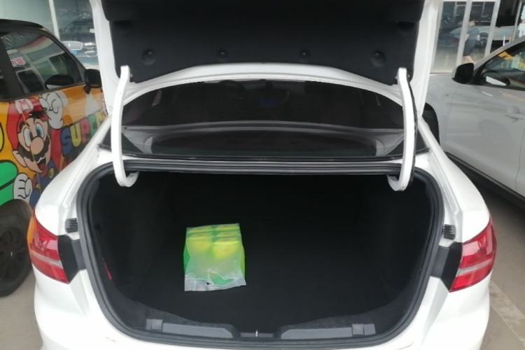 Used Ford Escort 2015 1.5L Automatic Fashion Model Trunk
