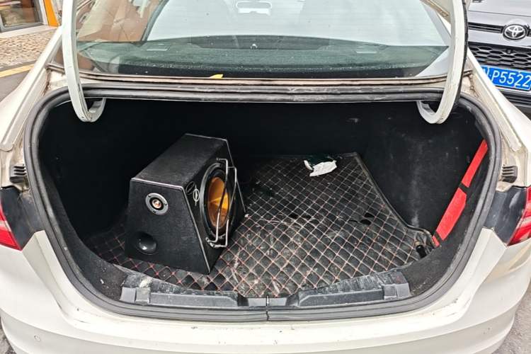 Used Ford Escort 2015 1.5L Automatic Fashion Model Trunk