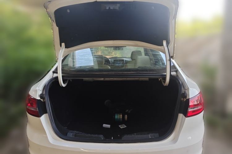 Used Ford Escort 2015 1.5L Automatic Comfort Edition Trunk
