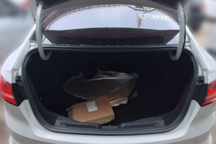 Used Ford Escort 2015 1.5L Manual Fashion Edition Trunk