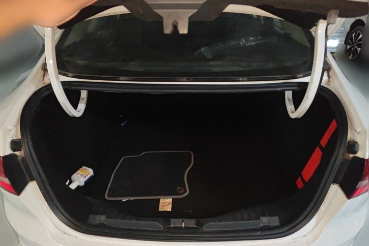 Used Ford Escort 2015 1.5L Automatic Fashion Model Trunk