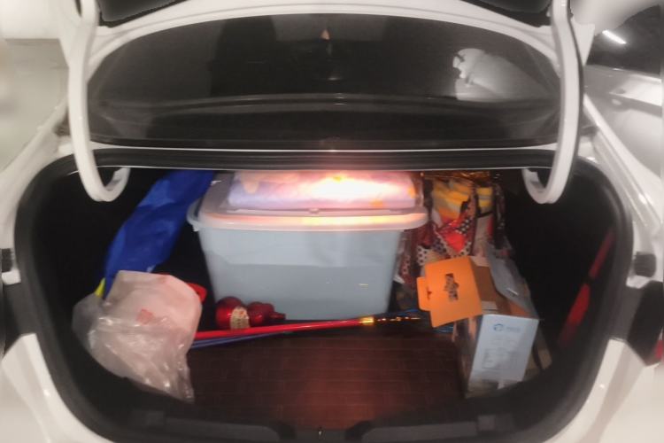 Used Ford Escort 2015 1.5L Automatic Fashion Model Trunk