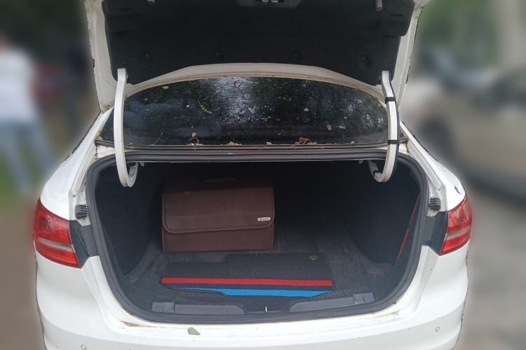 Used Ford Escort 2015 1.5L Manual Comfort Model Trunk