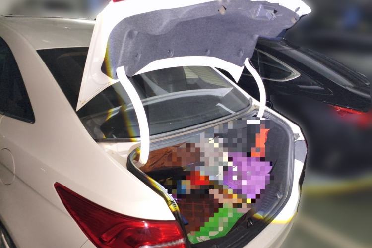 Used Ford Escort 2015 1.5L Automatic Fashion Model Trunk