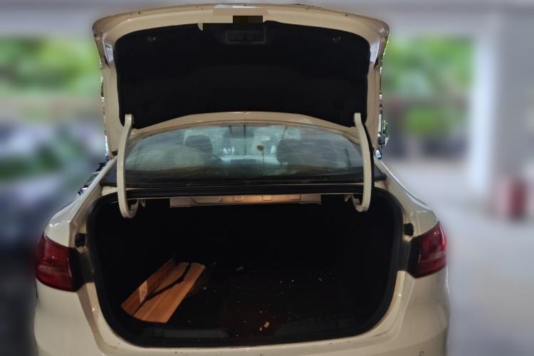 Used Ford Escort 2015 1.5L Automatic Comfort Edition Trunk