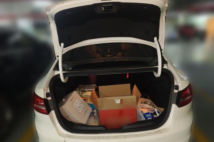 Used Ford Escort 2015 1.5L Automatic Fashion Model Trunk