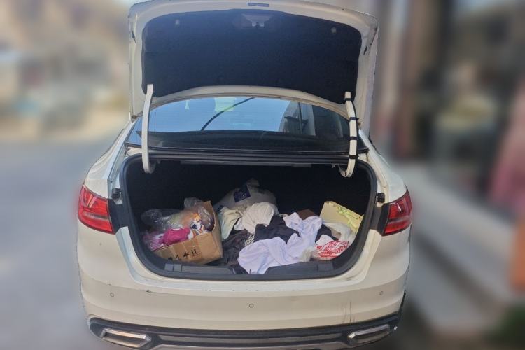 Used Ford Escort 2015 1.5L Automatic Fashion Model Trunk