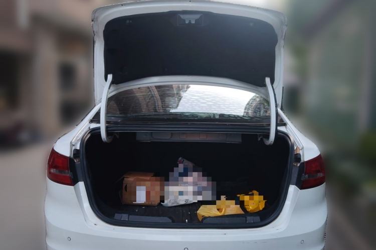 Used Ford Escort 2015 1.5L Automatic Fashion Model Trunk