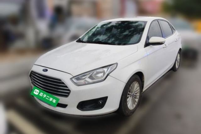 Ojetý Ford Escort 2015 1.5L Automatic Comfort Edition