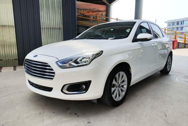 Used Ford Escort 2015 1.5L Automatic Fashion Model