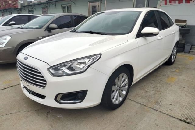 Used Ford Escort 2015 1.5L Automatic Fashion Model