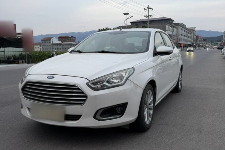 Used Ford Escort 2015 1.5L Manual Fashion Edition Guazi used car, China used car export, Used car for sale, Used Ford cars, Cheapest cars for sale