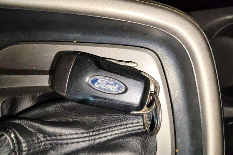 Used Ford Escort 2015 1.5L Automatic Fashion Model Vehicle Key