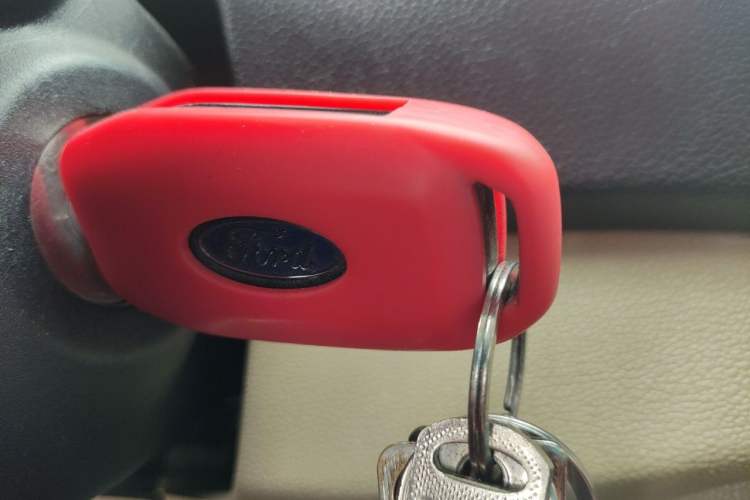 Used Ford Escort 2015 1.5L Automatic Comfort Edition Vehicle Key