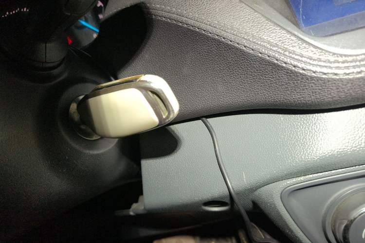 Used Ford Escort 2015 1.5L Automatic Fashion Model Vehicle Key
