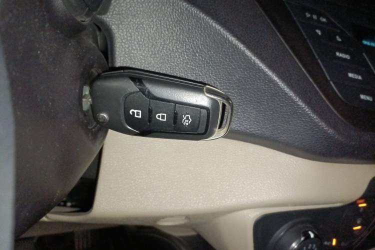 Used Ford Escort 2015 1.5L Automatic Comfort Edition Vehicle Key