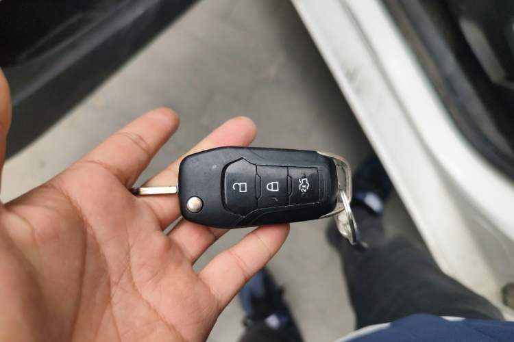 Used Ford Escort 2015 1.5L Manual Comfort Model Vehicle Key