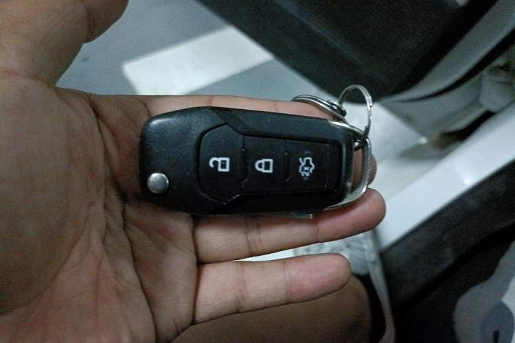 Used Ford Escort 2015 1.5L Manual Comfort Model Vehicle Key