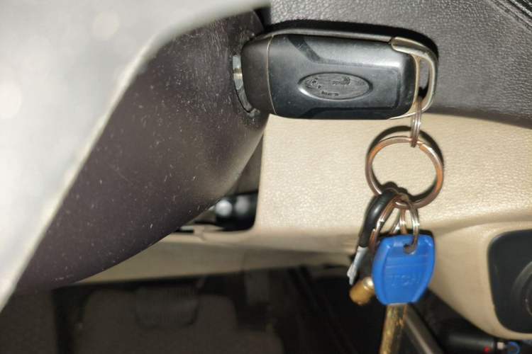 Used Ford Escort 2015 1.5L Automatic Fashion Model Vehicle Key